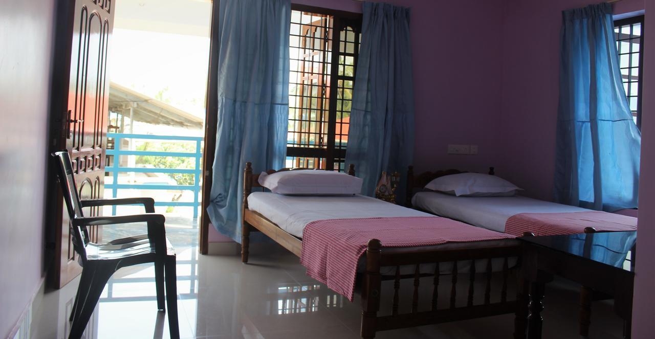 Puthenchirayil Homestay 트리반드룸 외부 사진